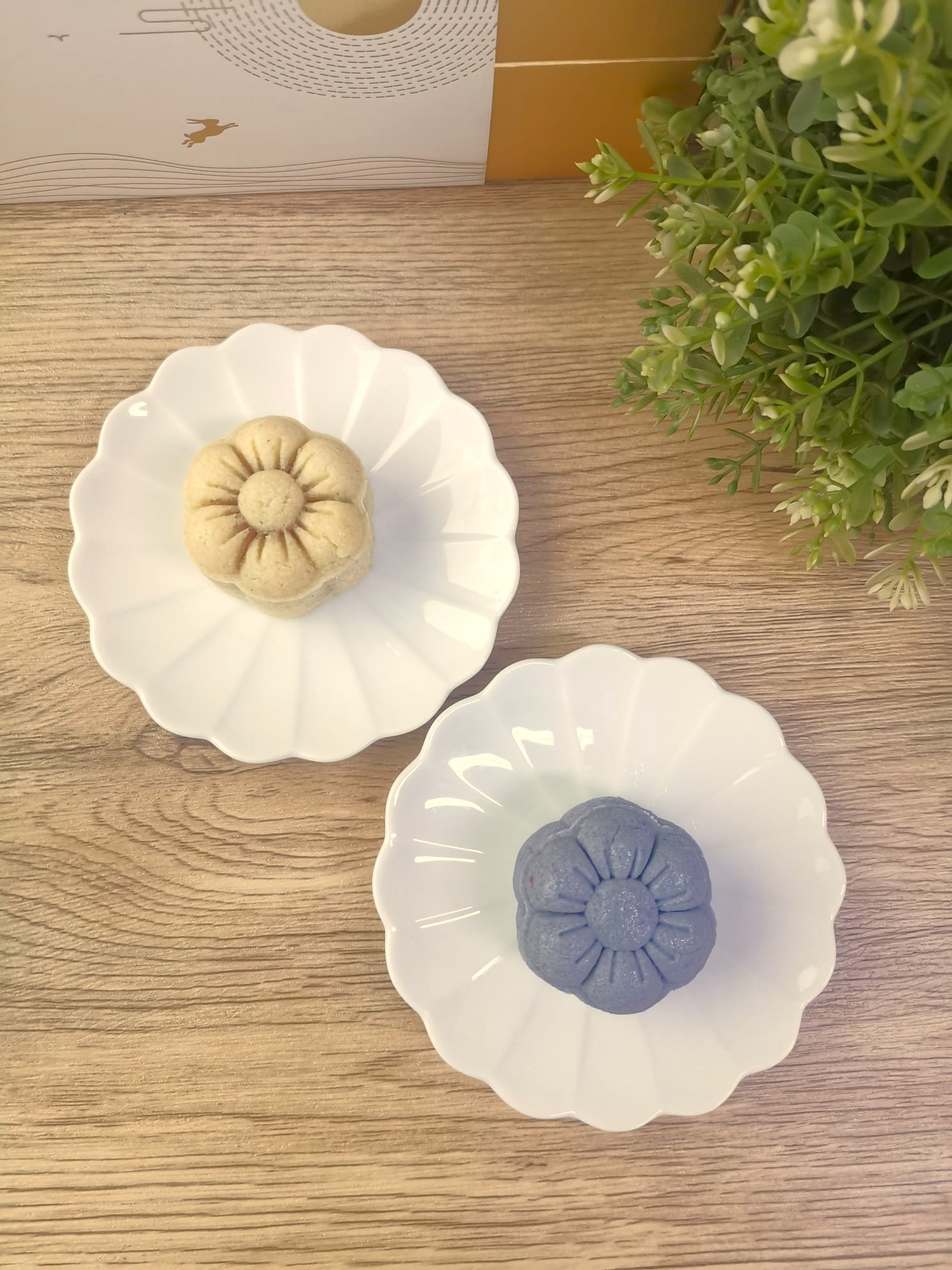 Keto "Lotus" & Taro Coconut Snowskin Mooncake (Sugarfree, Gluten-free, Keto, Diabetic-friendly)